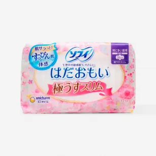 Sofy Hadaomoi ultra-thin sanitary pads with wings 17 pcs 26cm Sofy Hadaomoi ultra-thin sanitary pads with wings 17 pcs 26cm