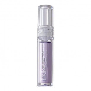 Moisturizing lip oil with collagen and retinol