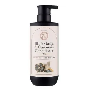 Conditioner with black garlic extract Daeng Gi Meo Ri Black Garlic & Curcumin, 500ml