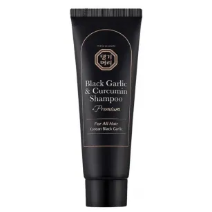 Restorative hair shampoo with black garlic Daeng Gi Meo Ri Black Garlic & Curcumin, 50ml