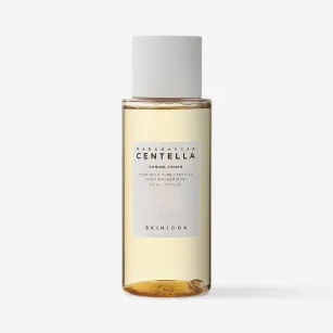 Moisturizing toner with Centella Asiatica extract and hyaluronic acid Skin1004 Madagascar Centella, 210 ml