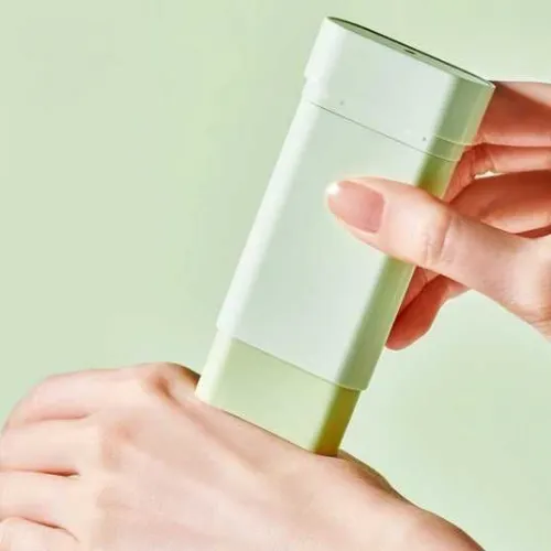 Cooling sunscreen stick with centella extract TOCOBO Cica Cooling Sun Stick SPF50+ PA++++, 18g